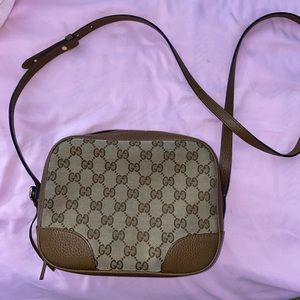 Authentic Gucci Crossbody purse